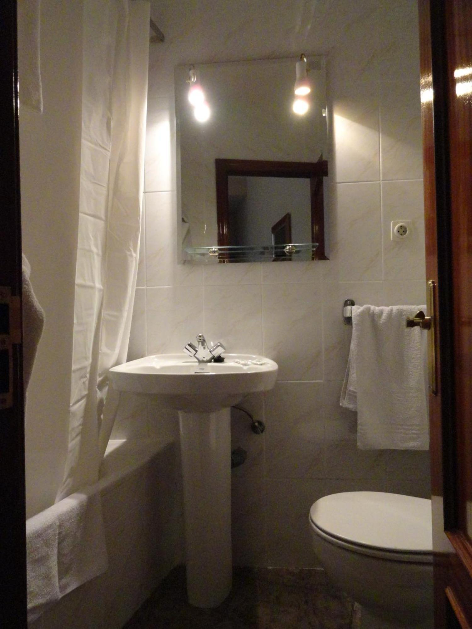 Hostal Alistana Madrid Exteriér fotografie