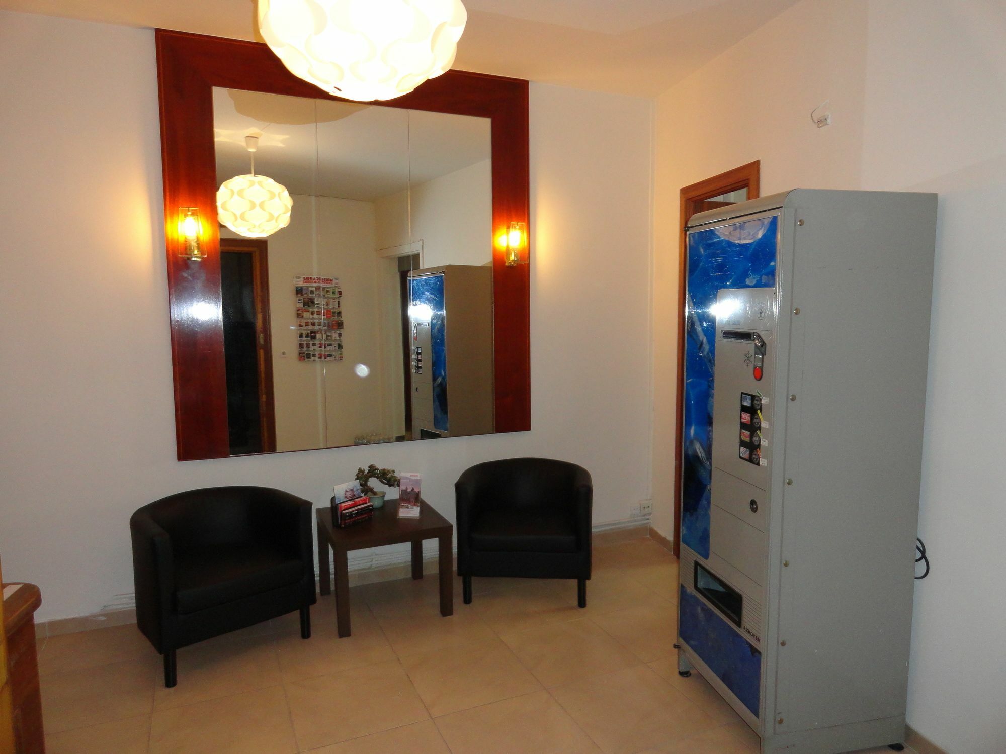 Hostal Alistana Madrid Exteriér fotografie