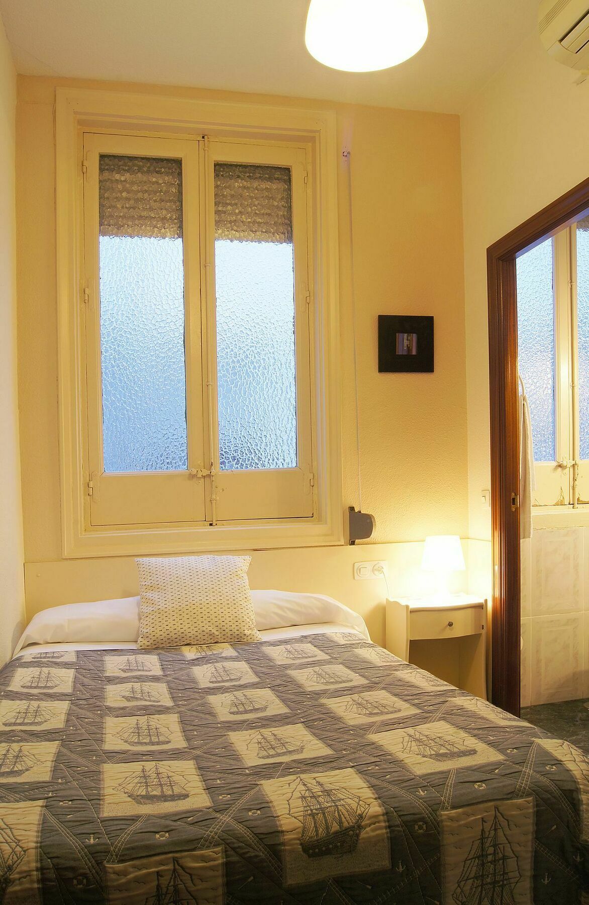 Hostal Alistana Madrid Exteriér fotografie