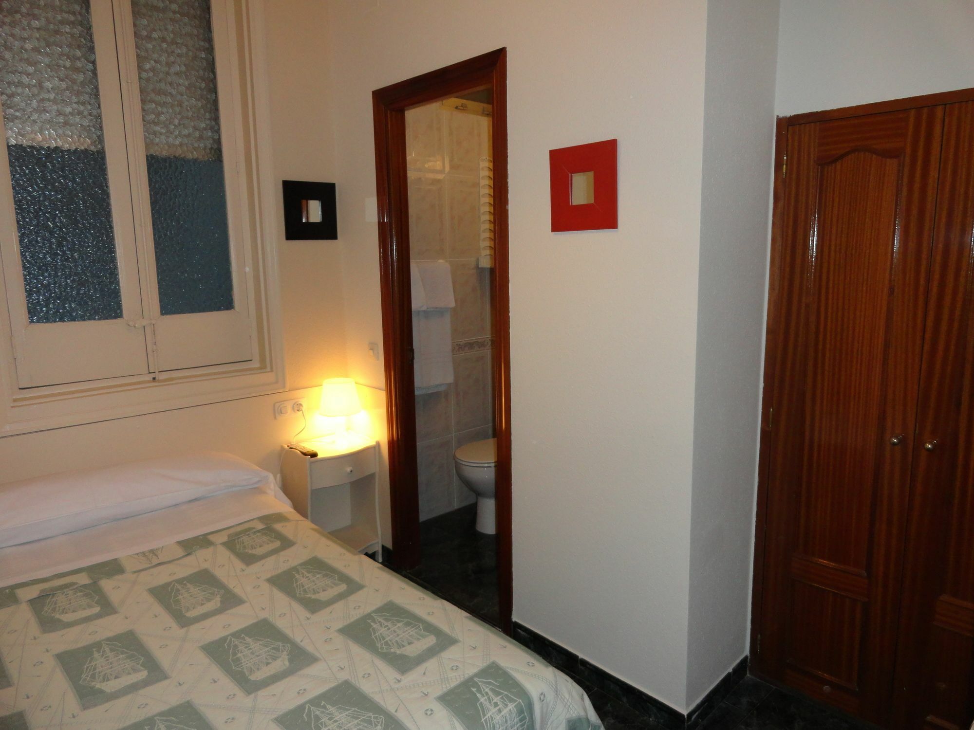 Hostal Alistana Madrid Exteriér fotografie